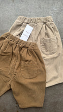 Load image into Gallery viewer, warm corduroy trousers - camel
