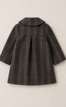 Load image into Gallery viewer, Essential wool coat
